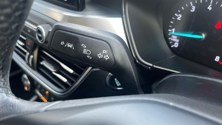 Ford Focus 1.0 EcoBoost 125 Titanium 5dr Petrol Estate